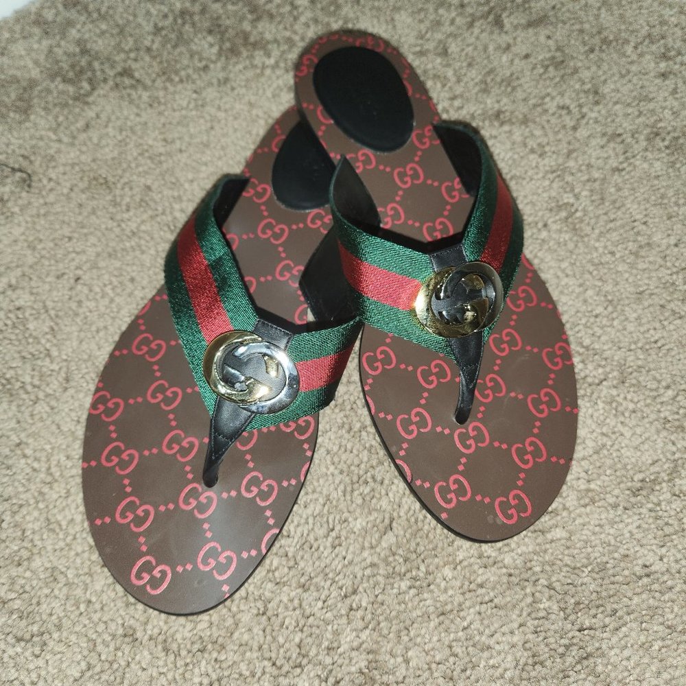 Authentic Gucci Kika sandals size 11 US (41 euro)